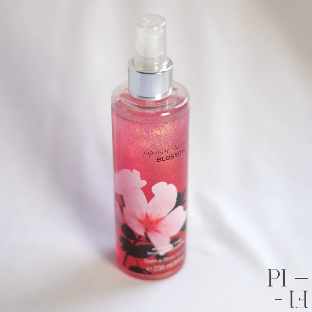 Bath and body works cherry blossom shinny mist